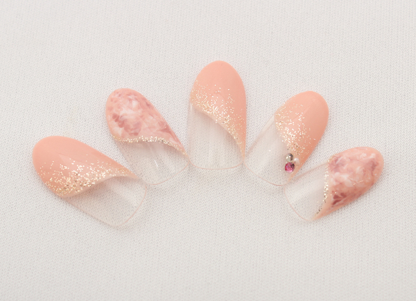 マーブルフレンチネイル Za Za 高田馬場店 美容院 美容室 ヘアサロンならza Za ザザ